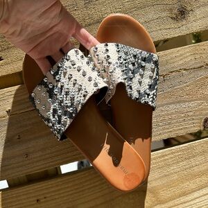 Madden Girl Snake Slides